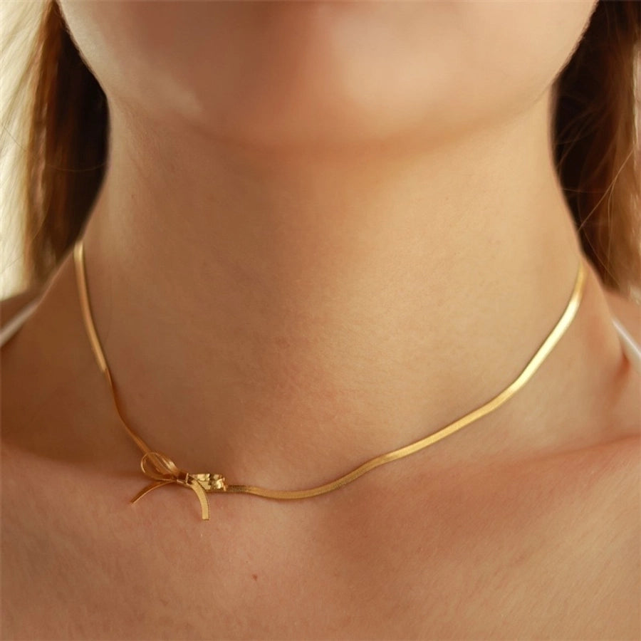 Bow Knot Flat Chain Necklace (18K Gold Plated)