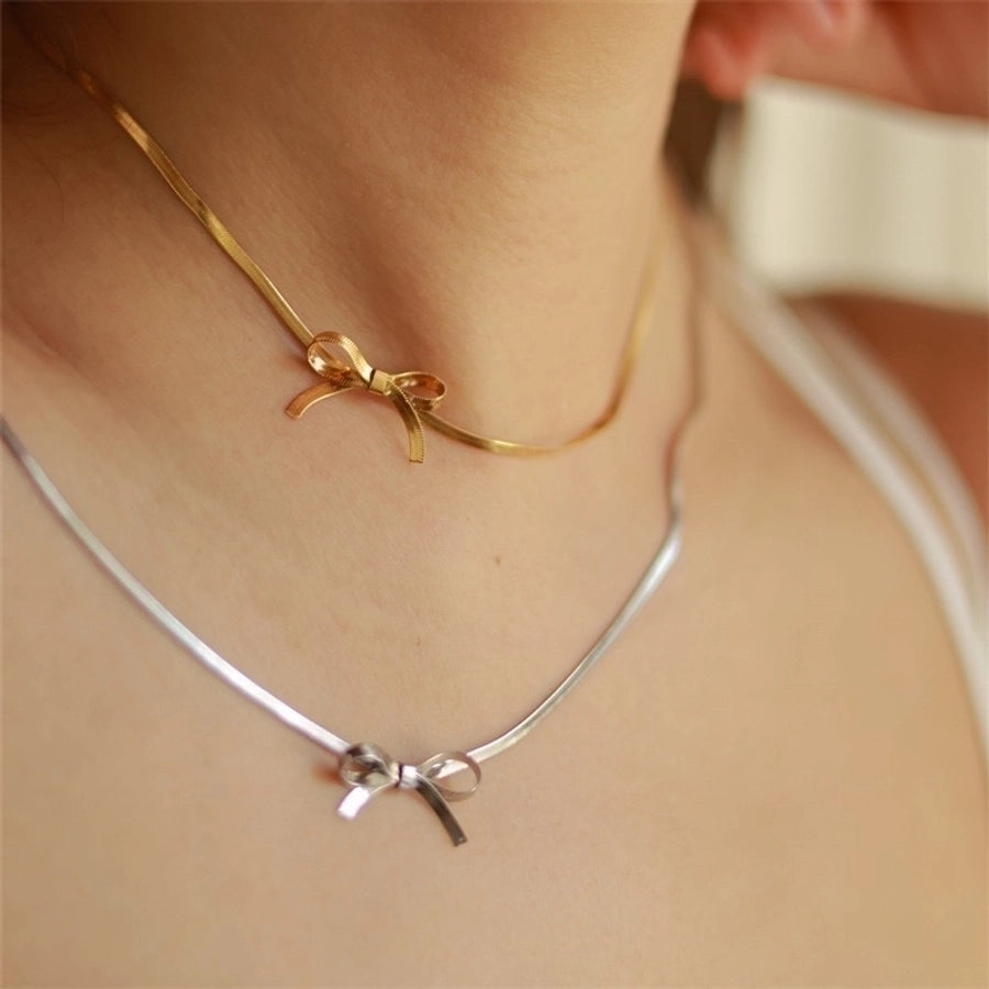 Bow Knot Flat Chain Necklace (18K Gold Plated)