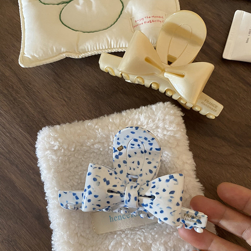 Knot Acetic  Hair Claw