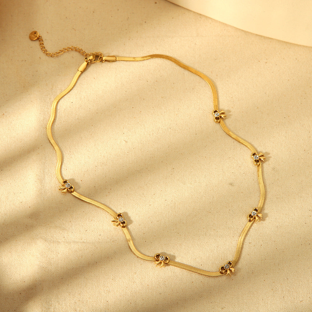 Flat Chain Bow Necklace w Stones