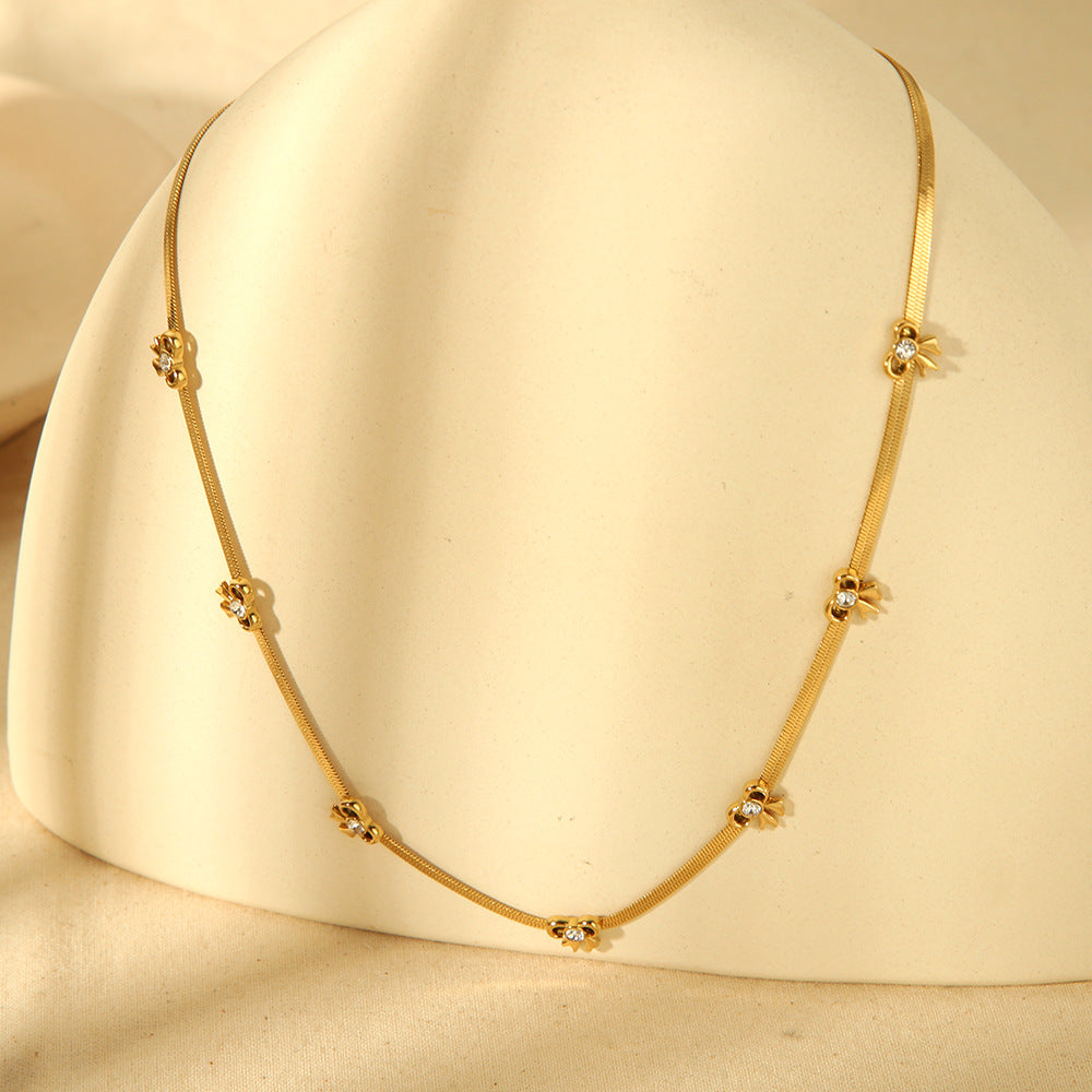 Flat Chain Bow Necklace w Stones