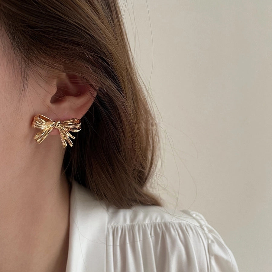 Simple Bow Knot Ear Studs (14K Gold Plated)