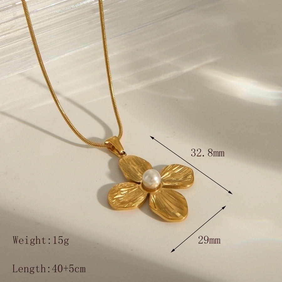 Flower w Pearls (18K Gold Plated)