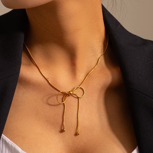 Rope Chain Bow Knot Necklace (18K Gold Plated)