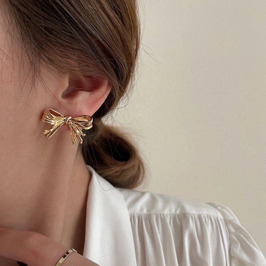 Simple Bow Knot Ear Studs (14K Gold Plated)
